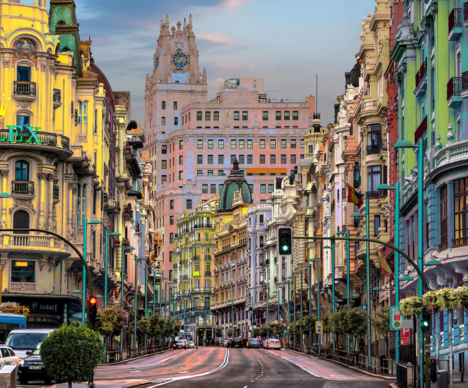 Leticia Felgueroso | Gran Vía - Edificio Rolex amarillo